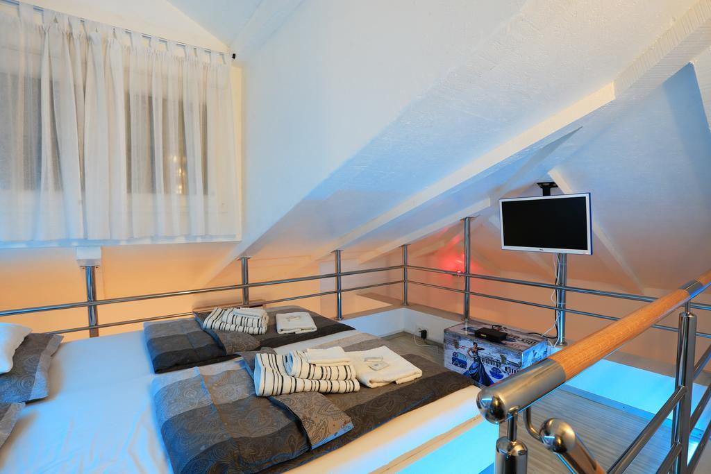 Apartments Ella Split Room photo